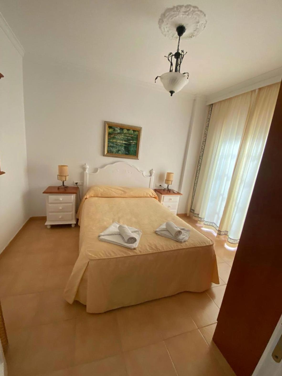 Acogedor Playa Torrecilla Apartment Nerja